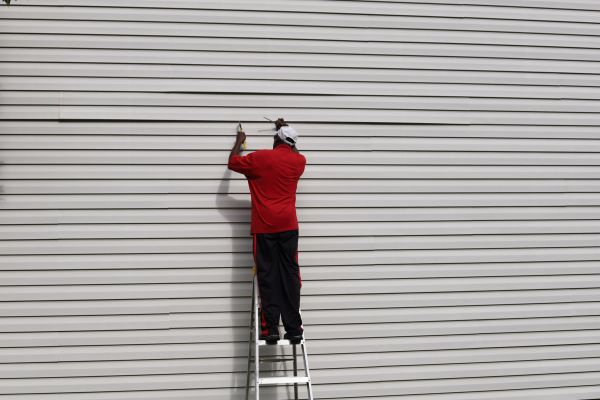 Loose Siding Repair in Palatine